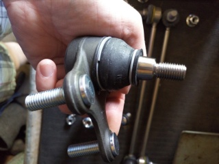 Замена шаровой Genesis в Жуковском